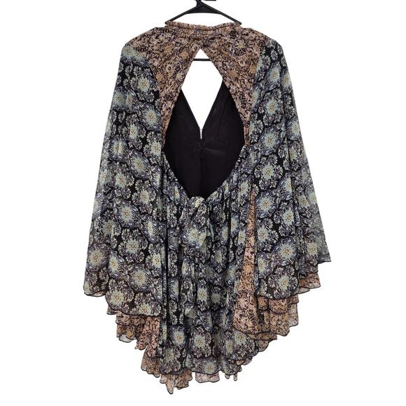 FREE PEOPLE MEDIUM GABI TUNIC BOHO V-NECK LONG BELL SLEEVE OPEN BACK MINI DRESS - Picture 2 of 8